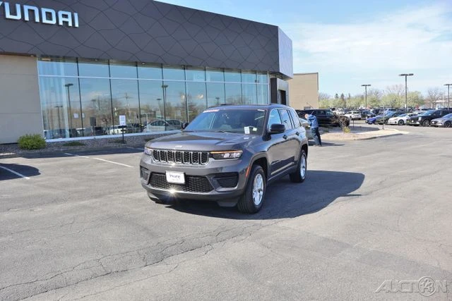 2025 Jeep WL Grand Cherokee - Image 3 of 24