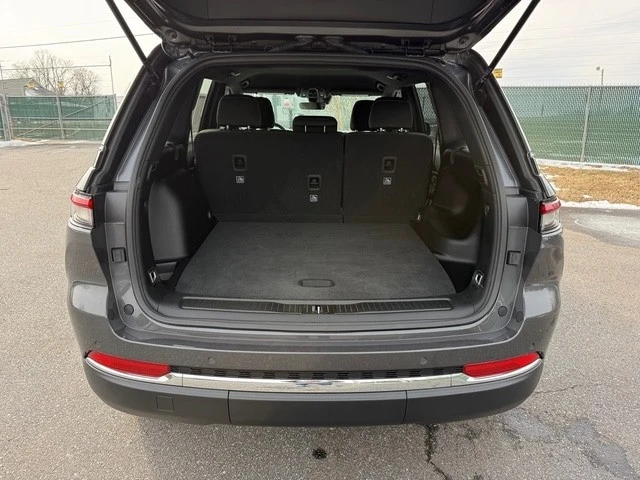 2025 Jeep WL Grand Cherokee - Image 14 of 21