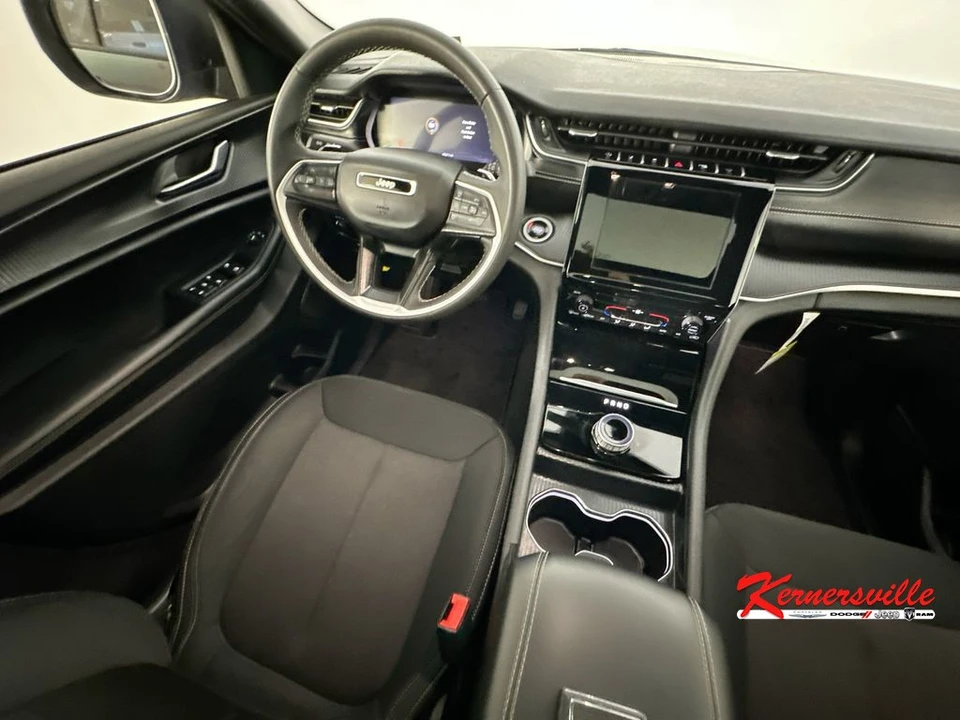 2025 Jeep WL Grand Cherokee - Image 9 of 24