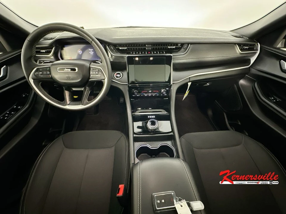 2025 Jeep WL Grand Cherokee - Image 10 of 24