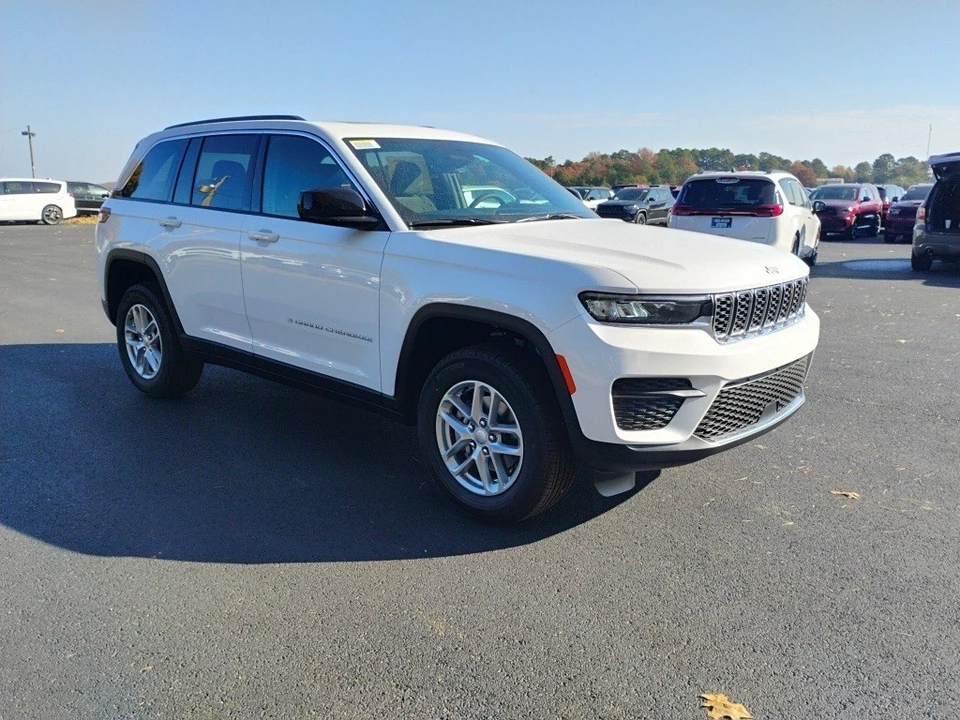 2025 Jeep WL Grand Cherokee - Image 3 of 12