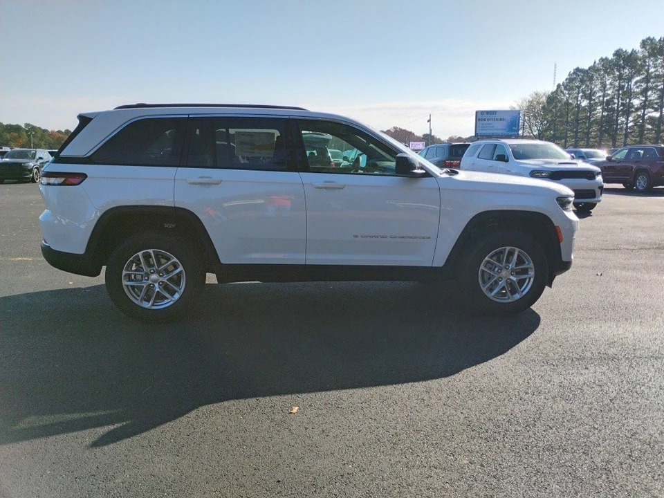 2025 Jeep WL Grand Cherokee - Image 4 of 12