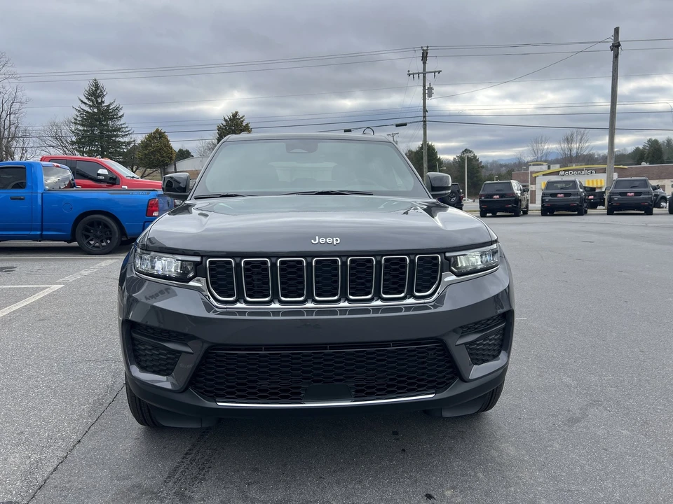 2025 Jeep WL Grand Cherokee - Image 5 of 30