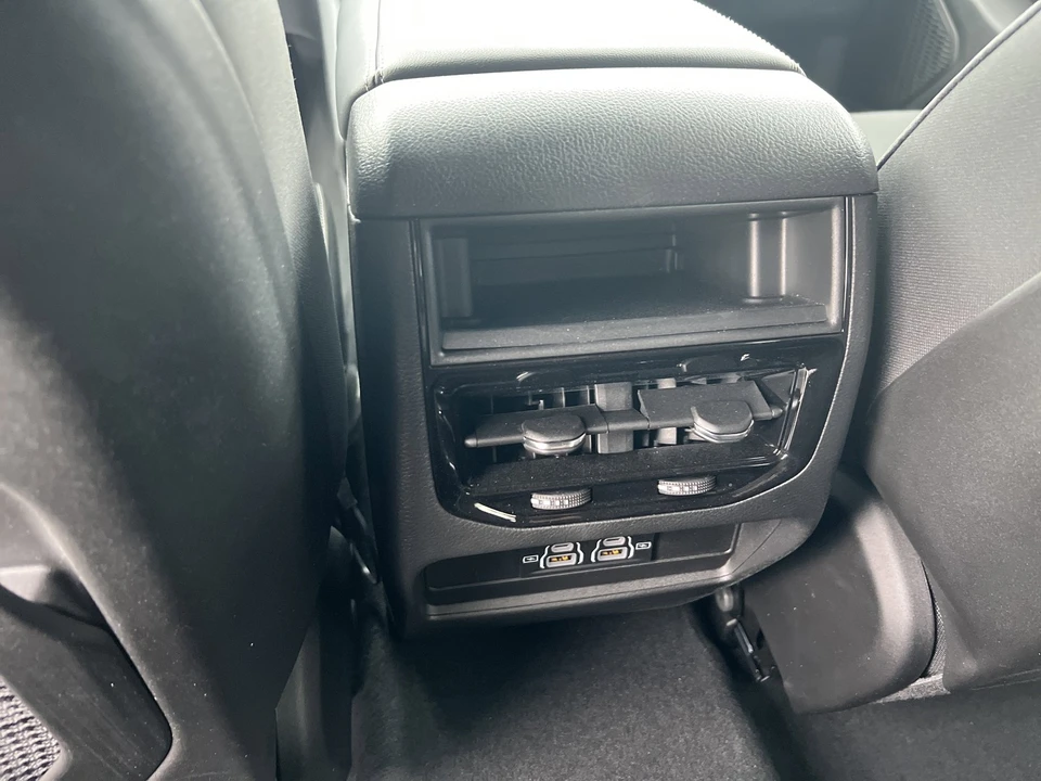2025 Jeep WL Grand Cherokee - Image 14 of 30