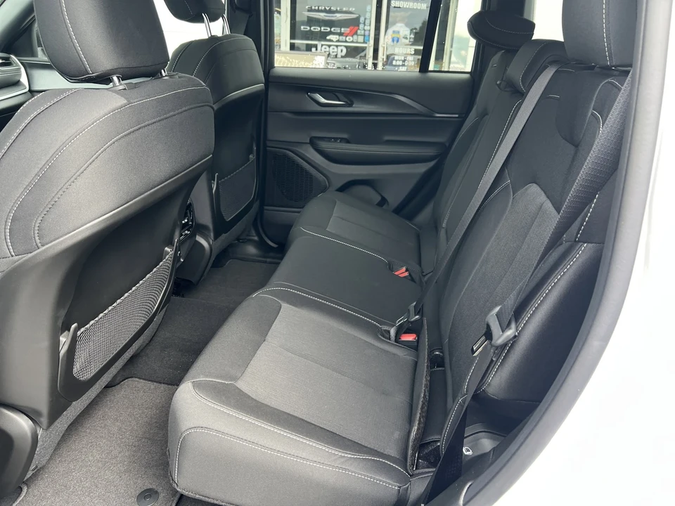 2025 Jeep WL Grand Cherokee - Image 13 of 21