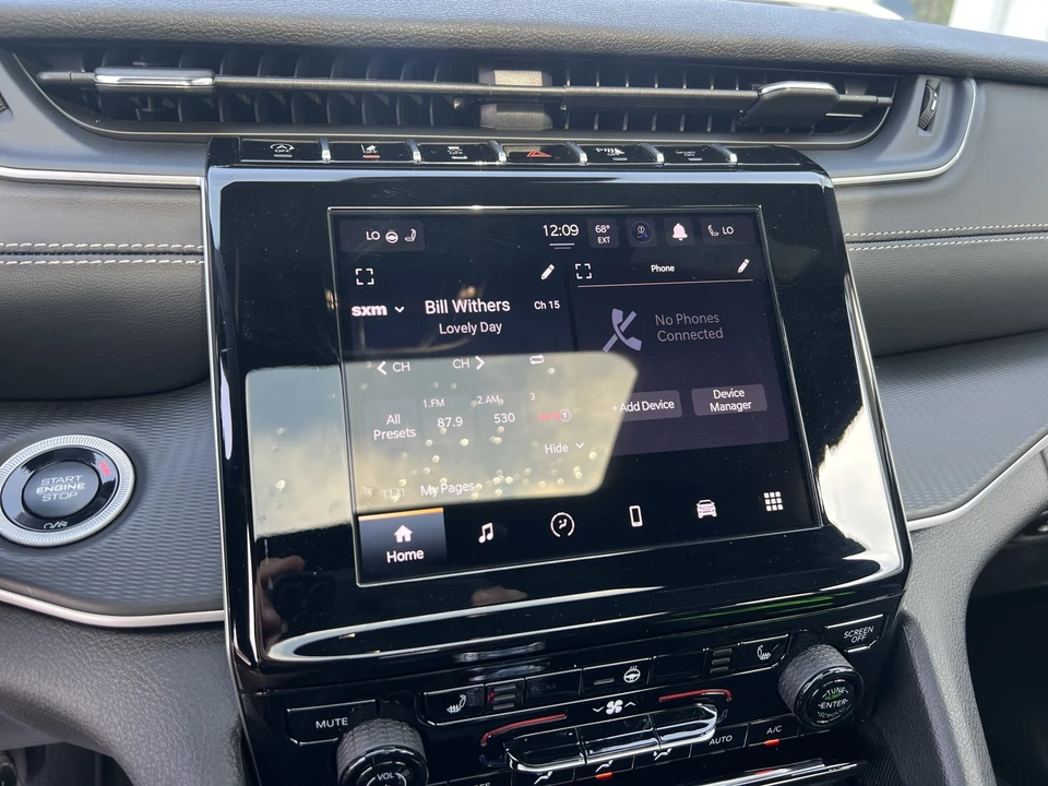 2025 Jeep WL Grand Cherokee - Image 19 of 30