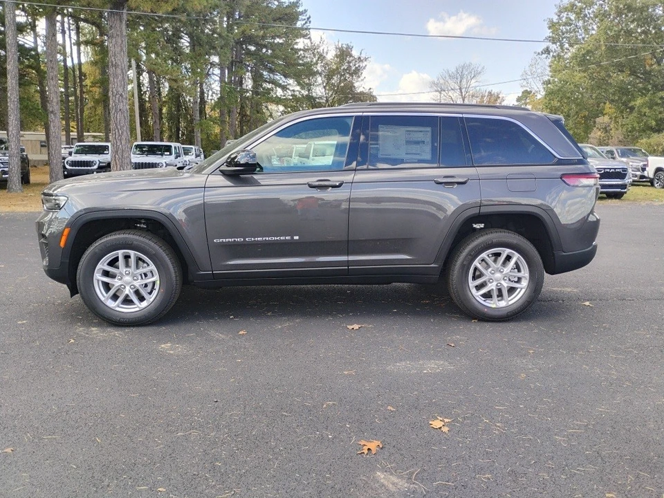 2025 Jeep WL Grand Cherokee - Image 8 of 12
