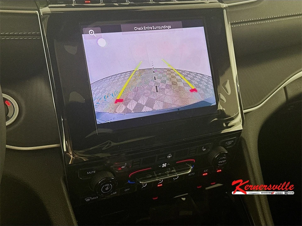 2025 Jeep KL Cherokee - Image 15 of 21