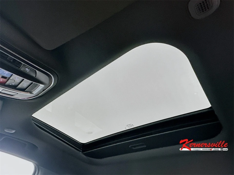 2025 Jeep KL Cherokee - Image 13 of 21