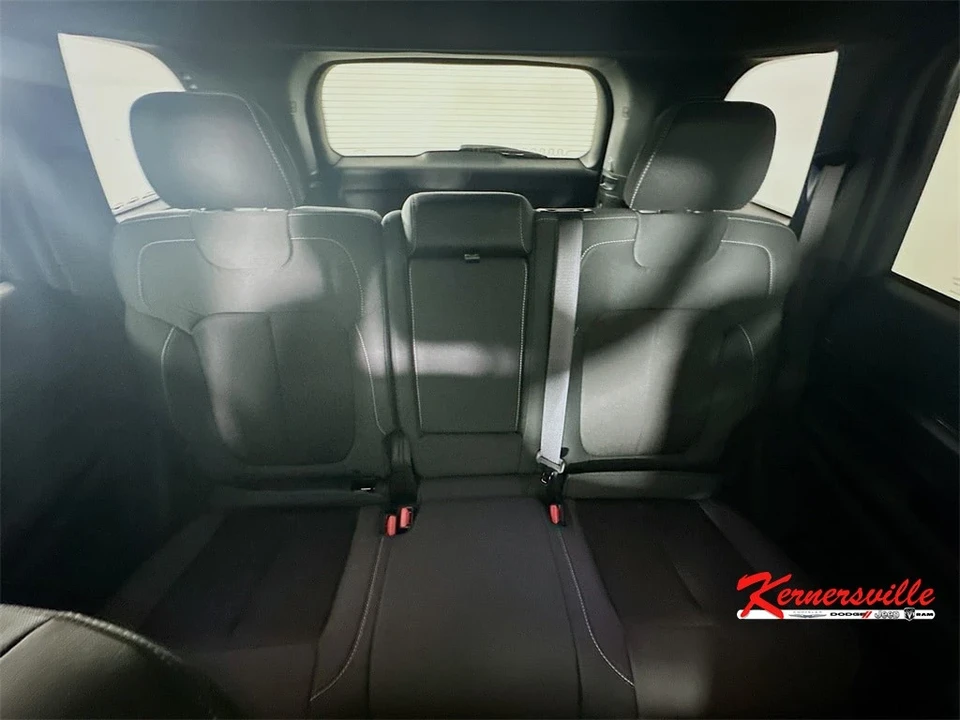 2025 Jeep WL Grand Cherokee - Image 10 of 21
