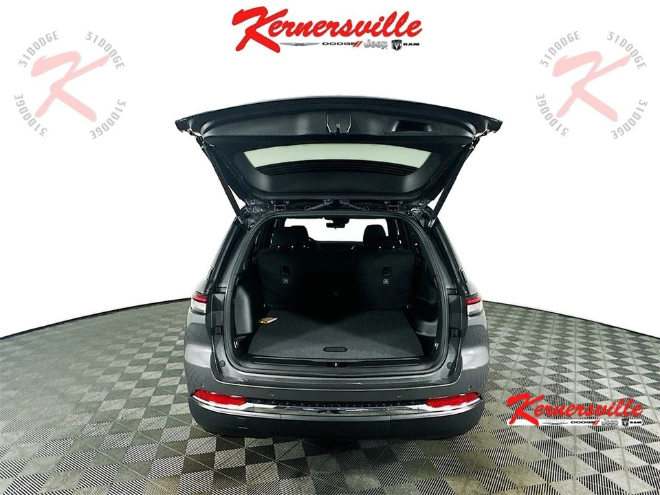 2025 Jeep KL Cherokee - Image 15 of 21