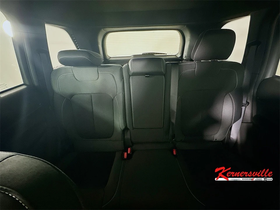 2025 Jeep KL Cherokee - Image 10 of 21