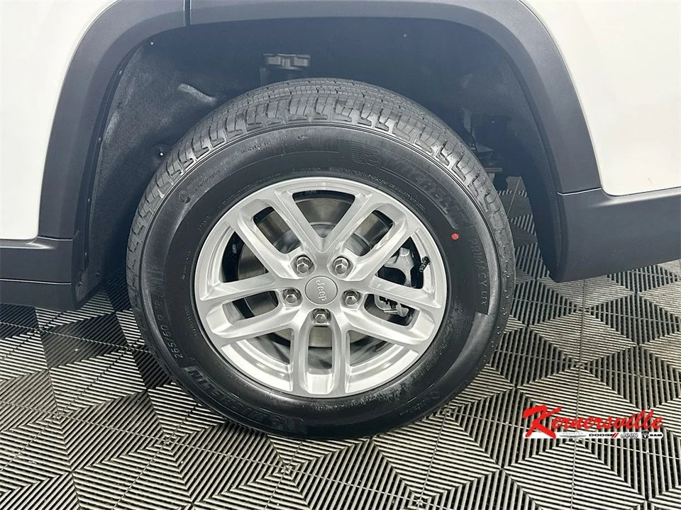 2025 Jeep WL Grand Cherokee - Image 17 of 21
