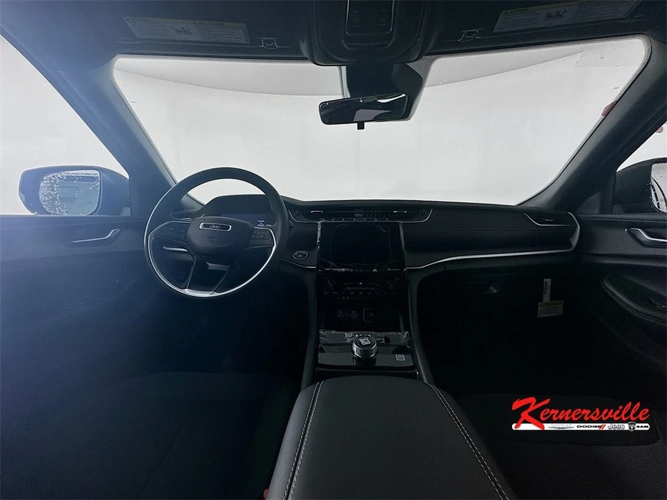 2025 Jeep KL Cherokee - Image 9 of 21