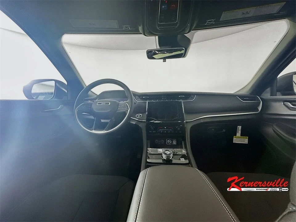 2025 Jeep WL Grand Cherokee - Image 9 of 12
