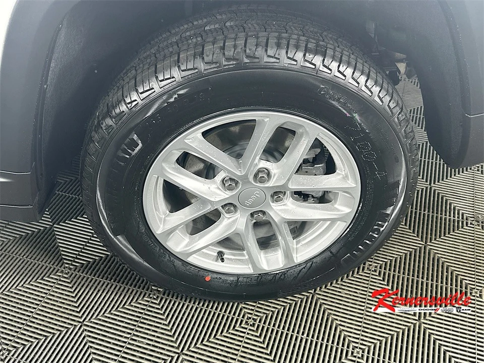 2025 Jeep KL Cherokee - Image 16 of 21
