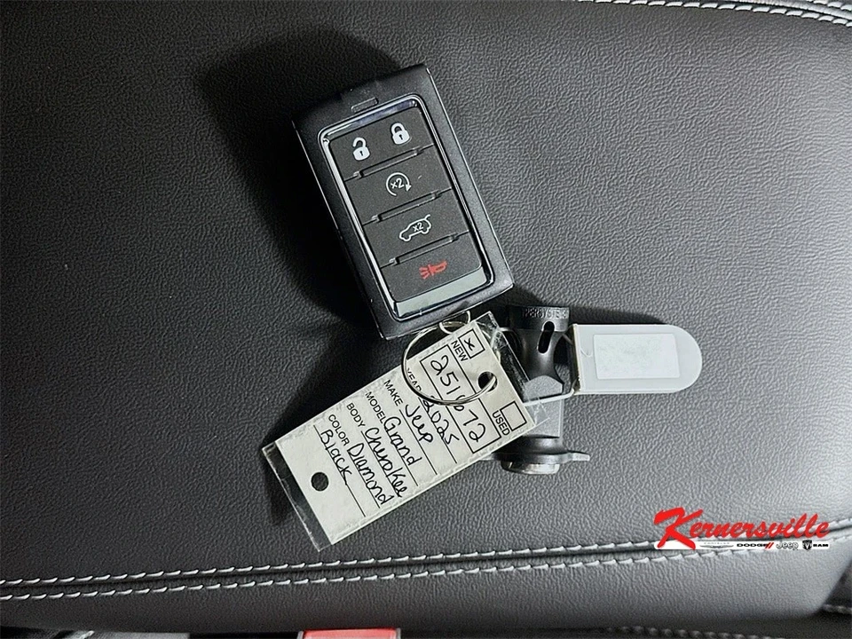 2025 Jeep WL Grand Cherokee - Image 20 of 21