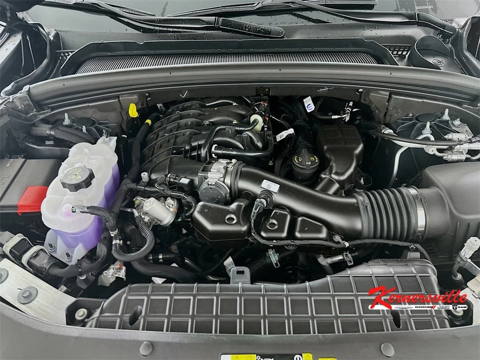 2025 Jeep KL Cherokee - Image 18 of 21