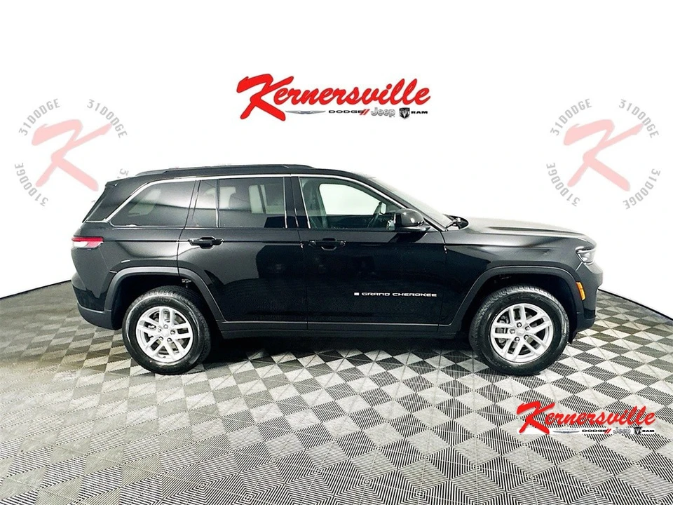2025 Jeep KL Cherokee - Image 8 of 21