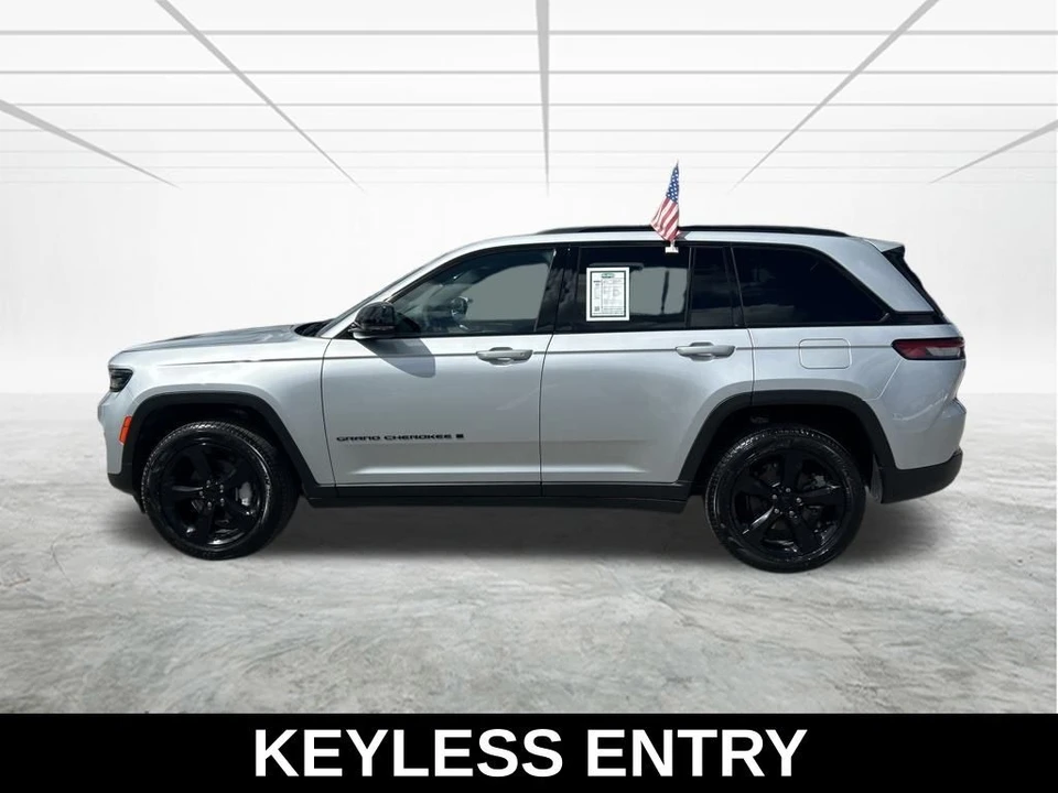 2025 Jeep WL Grand Cherokee - Image 8 of 12