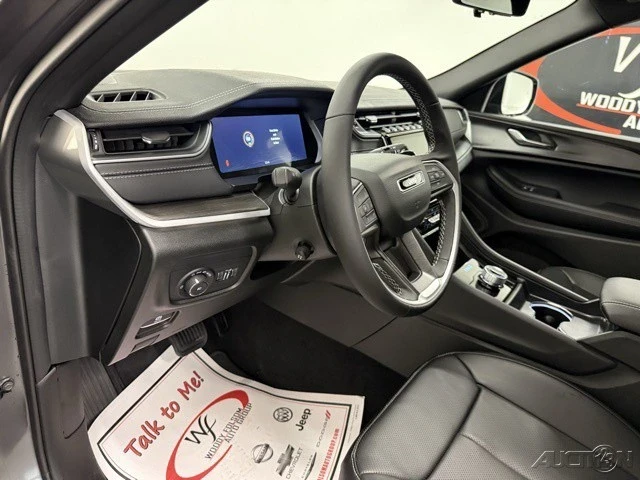 2025 Jeep WL Grand Cherokee - Image 11 of 12