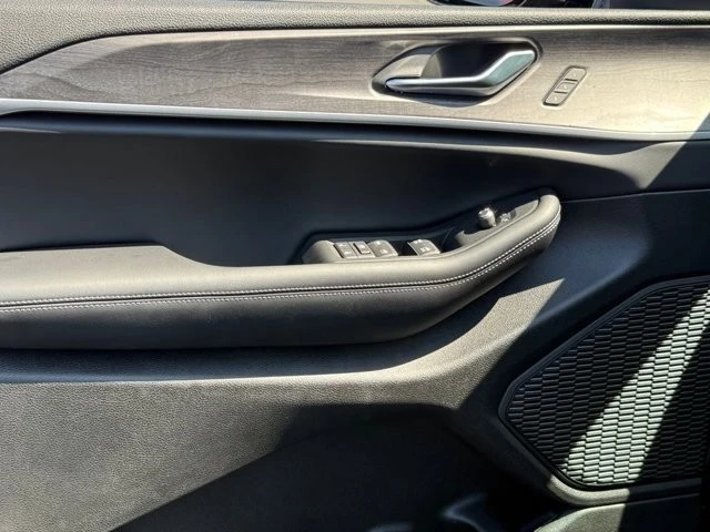 2025 Jeep WL Grand Cherokee - Image 11 of 12