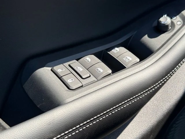 2025 Jeep WL Grand Cherokee - Image 12 of 12