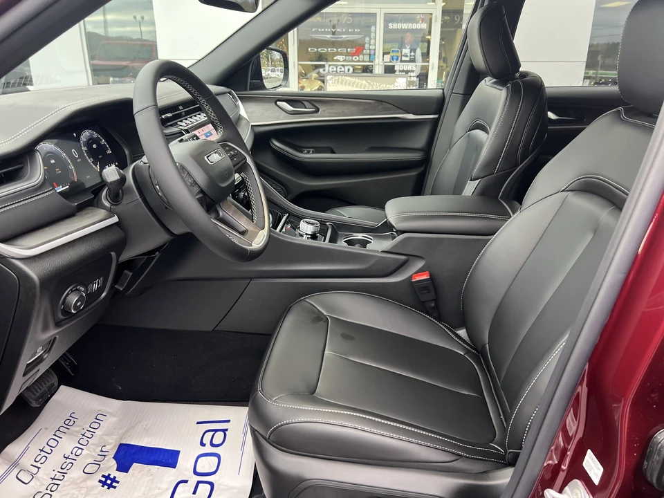 2025 Jeep WL Grand Cherokee - Image 17 of 21