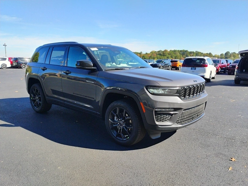 2025 Jeep WL Grand Cherokee - Image 3 of 12