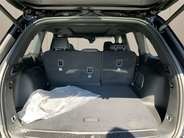 2025 Jeep KL Cherokee - Image 15 of 21