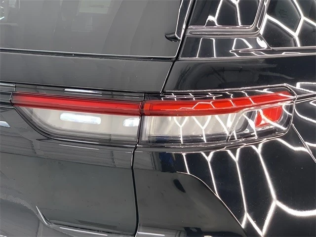 2025 Jeep WL Grand Cherokee - Image 14 of 21