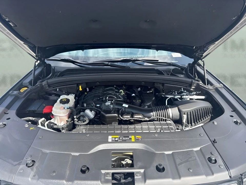 2025 Jeep WL Grand Cherokee - Image 22 of 24