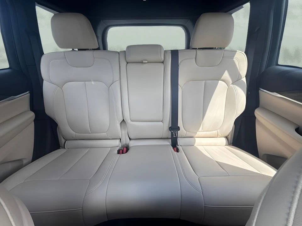 2025 Jeep WL Grand Cherokee - Image 6 of 24