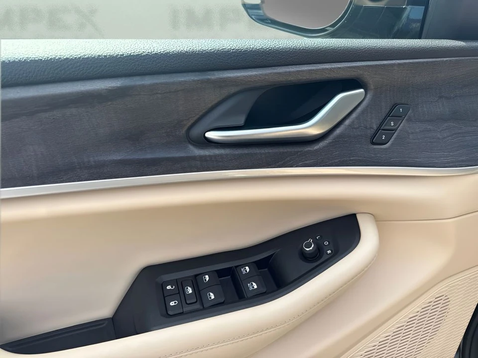 2025 Jeep WL Grand Cherokee - Image 18 of 24