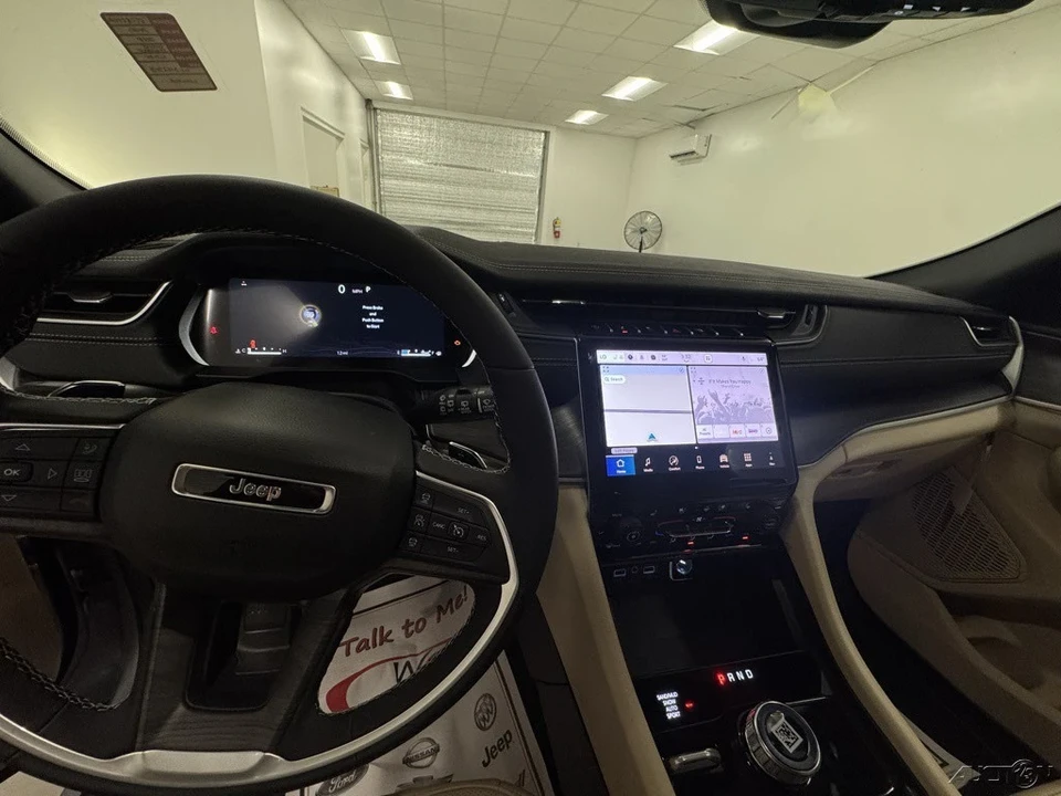 2025 Jeep WL Grand Cherokee - Image 10 of 10