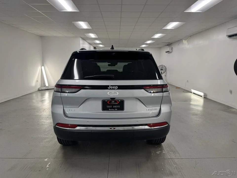 2025 Jeep WL Grand Cherokee - Image 4 of 10