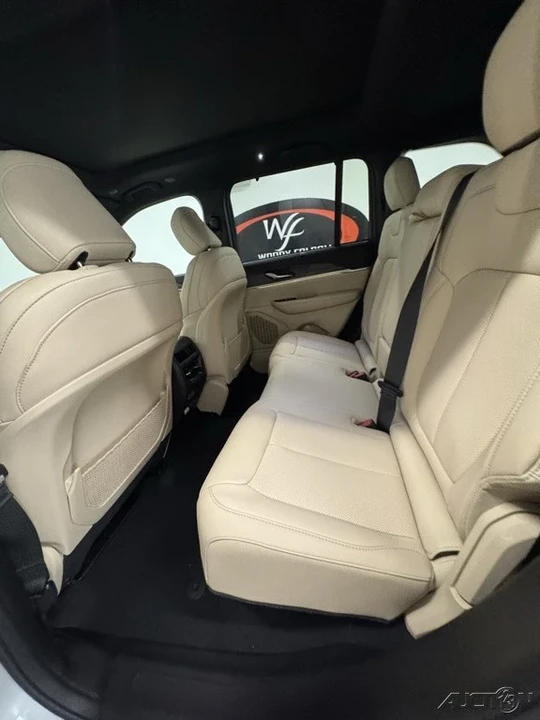 2025 Jeep WL Grand Cherokee - Image 6 of 10