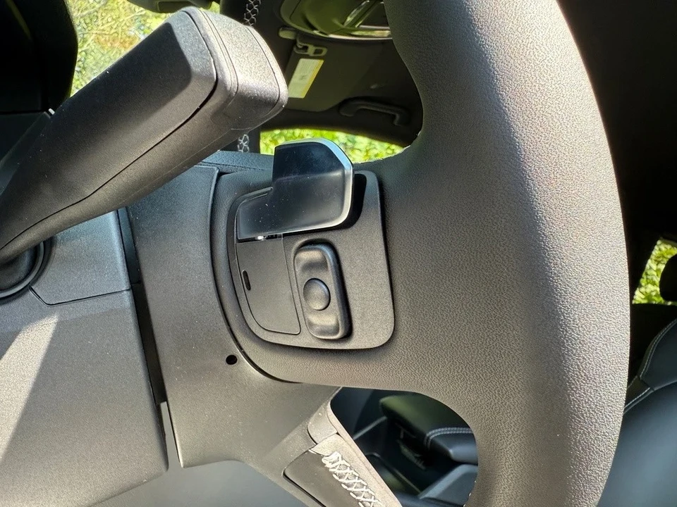 2025 Jeep WL Grand Cherokee - Image 15 of 21