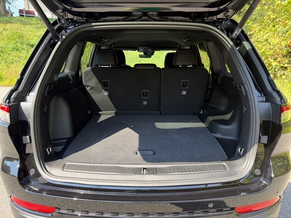 2025 Jeep WL Grand Cherokee - Image 18 of 21