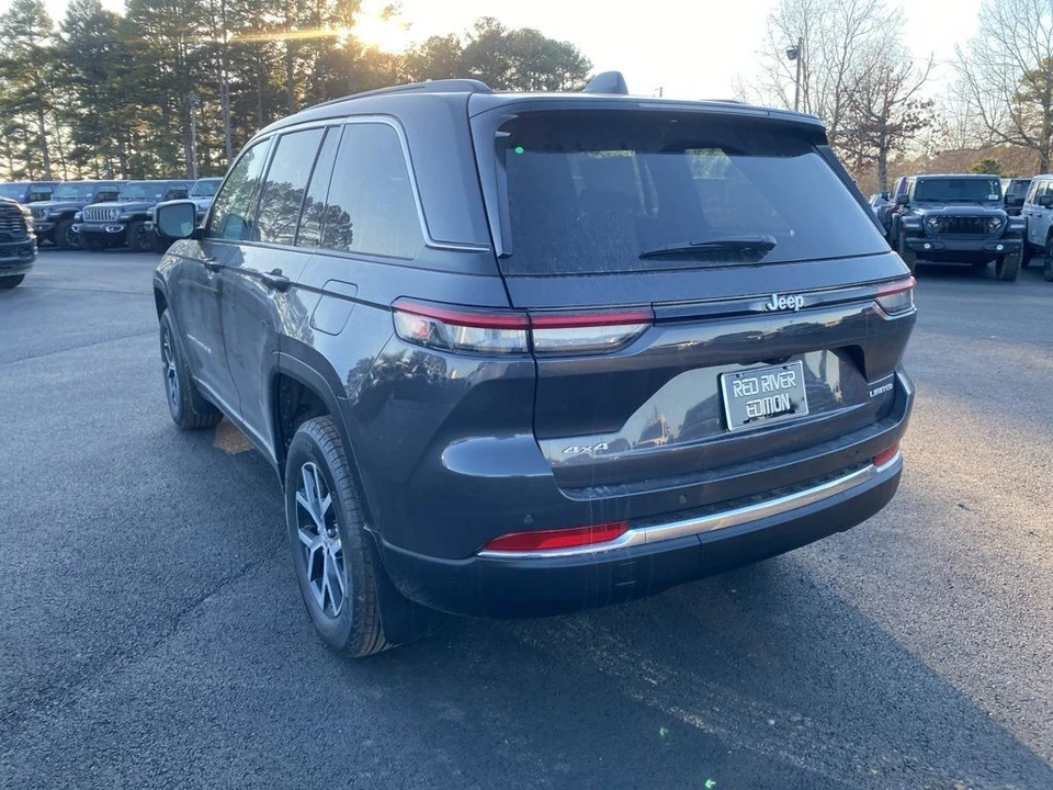 2025 Jeep WL Grand Cherokee - Image 7 of 12