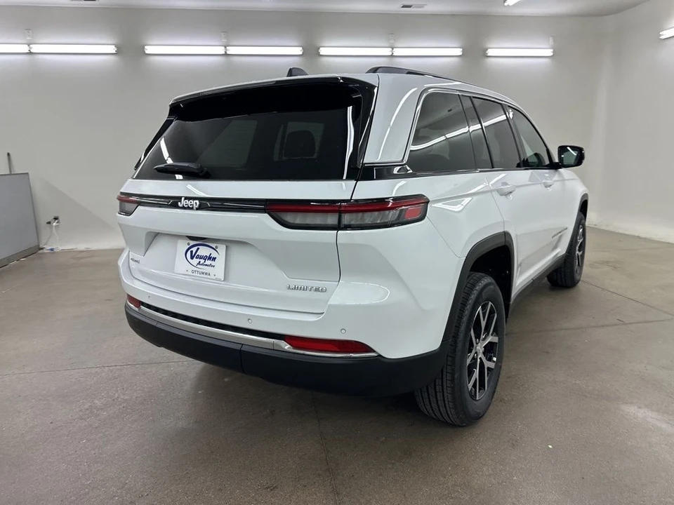 2025 Jeep WL Grand Cherokee - Image 11 of 12