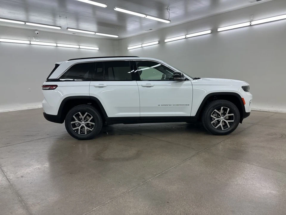 2025 Jeep WL Grand Cherokee - Image 12 of 12