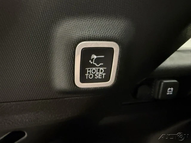 2025 Jeep WL Grand Cherokee - Image 8 of 12