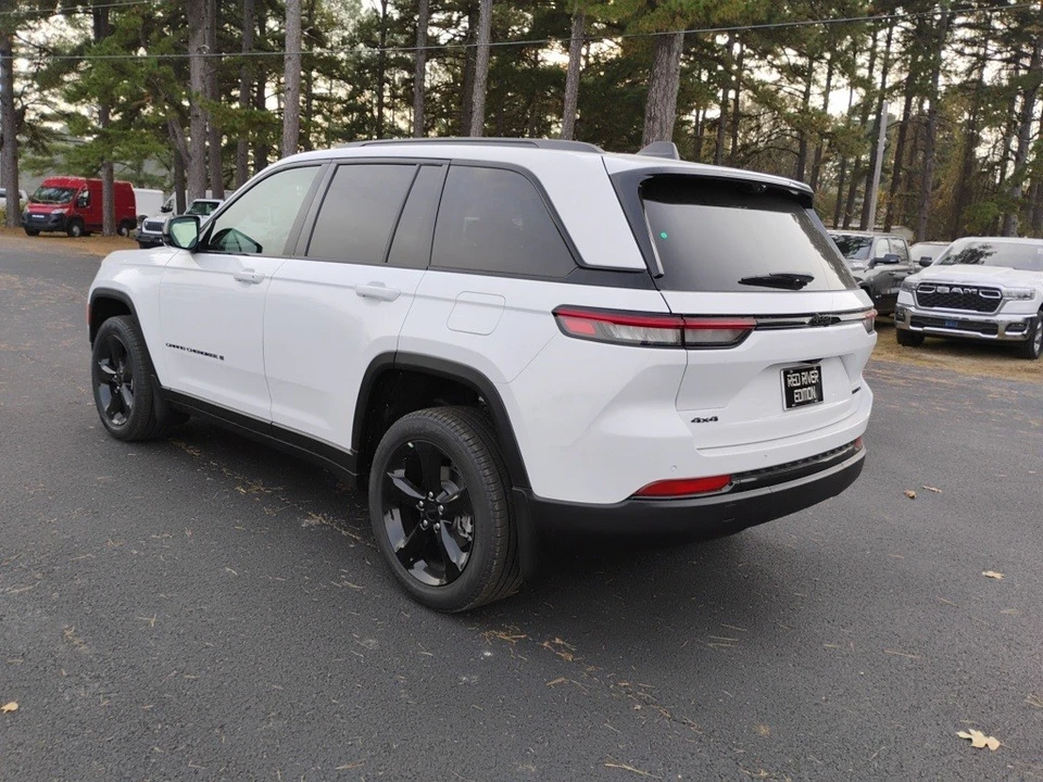 2025 Jeep WL Grand Cherokee - Image 7 of 12