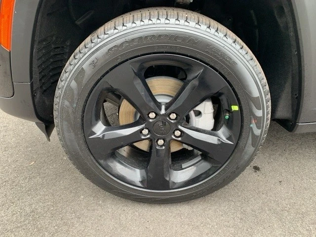 2025 Jeep WL Grand Cherokee - Image 11 of 21