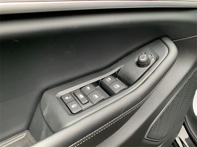 2025 Jeep WL Grand Cherokee - Image 17 of 21