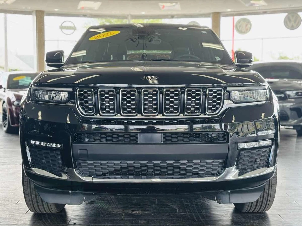 2025 Jeep WL Grand Cherokee - Image 19 of 31