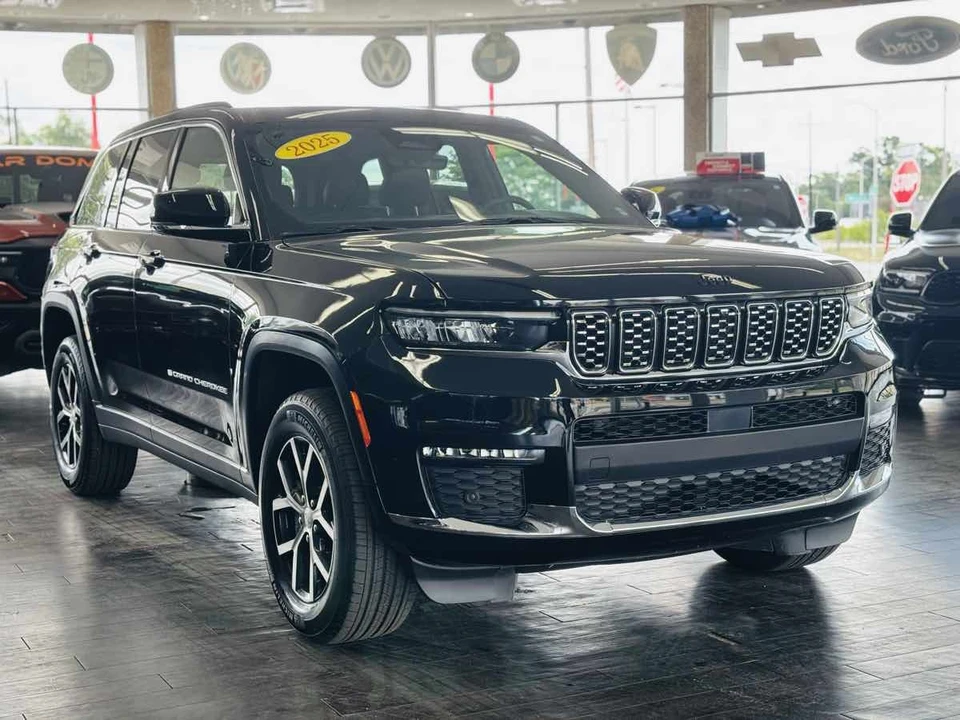 2025 Jeep WL Grand Cherokee - Image 8 of 31