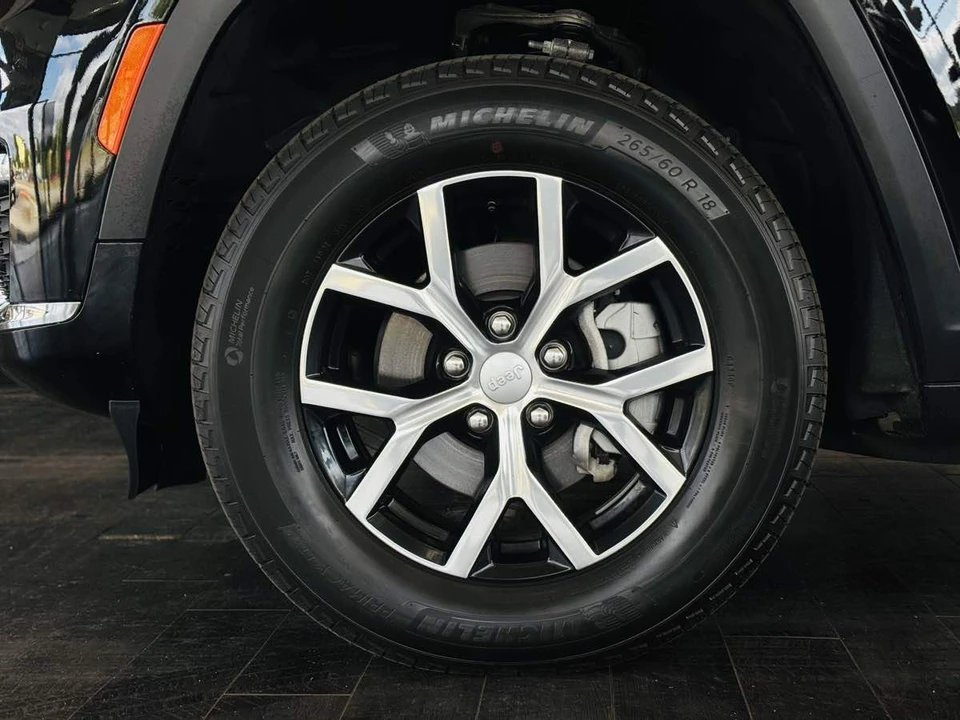 2025 Jeep WL Grand Cherokee - Image 28 of 31