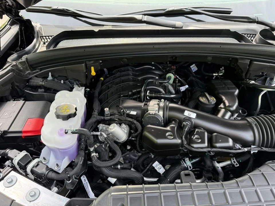 2025 Jeep WL Grand Cherokee - Image 10 of 12